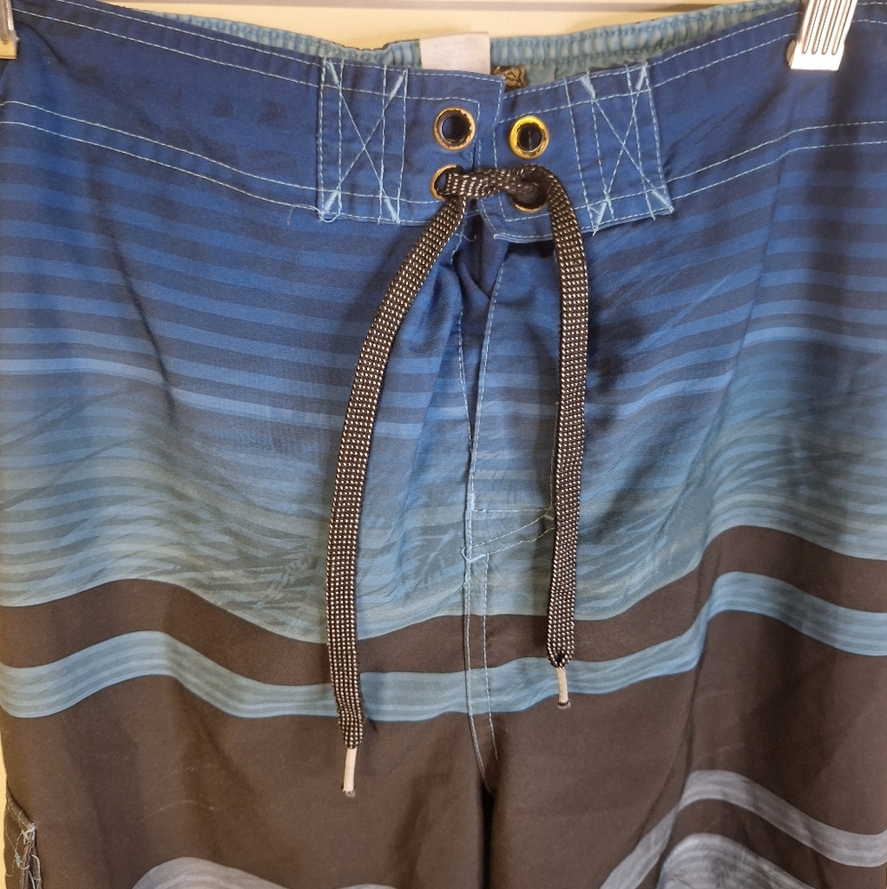 First Wave Swim Trunks Blue Stripes Size 14/16